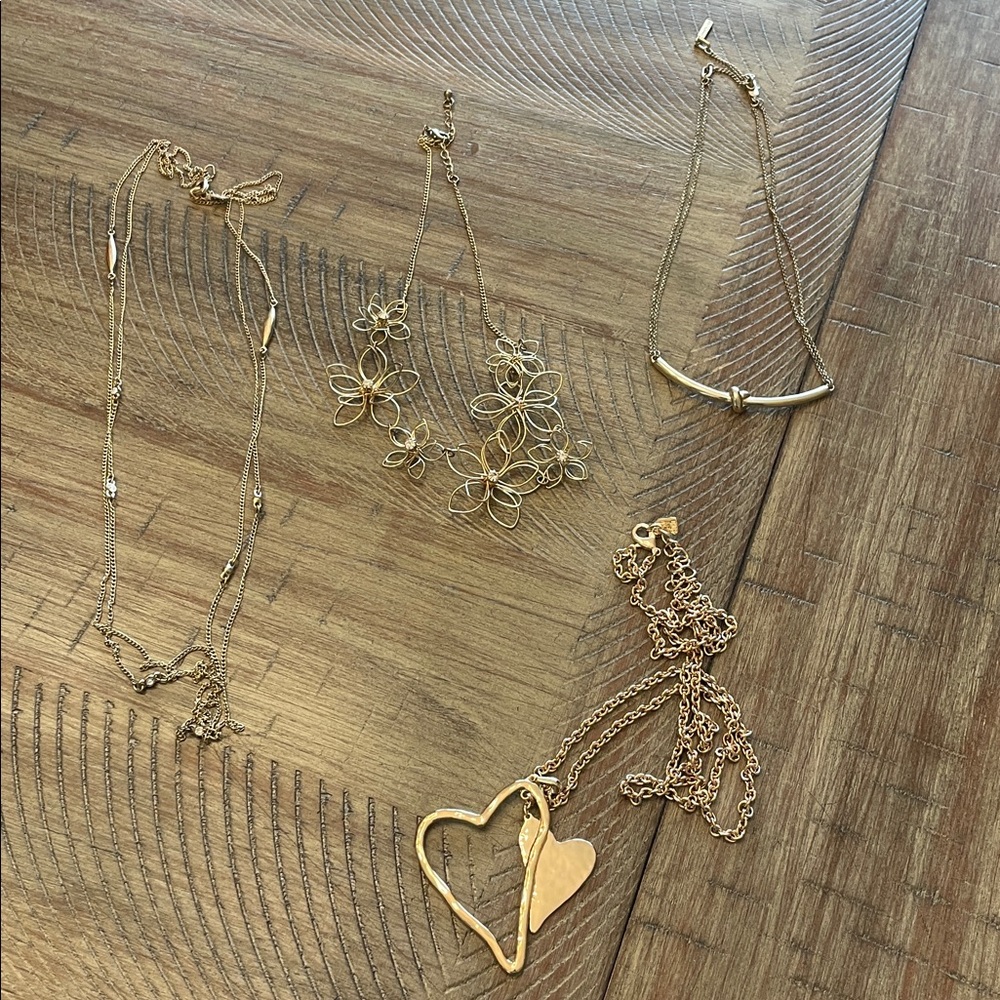 Gold Tone Necklace Set